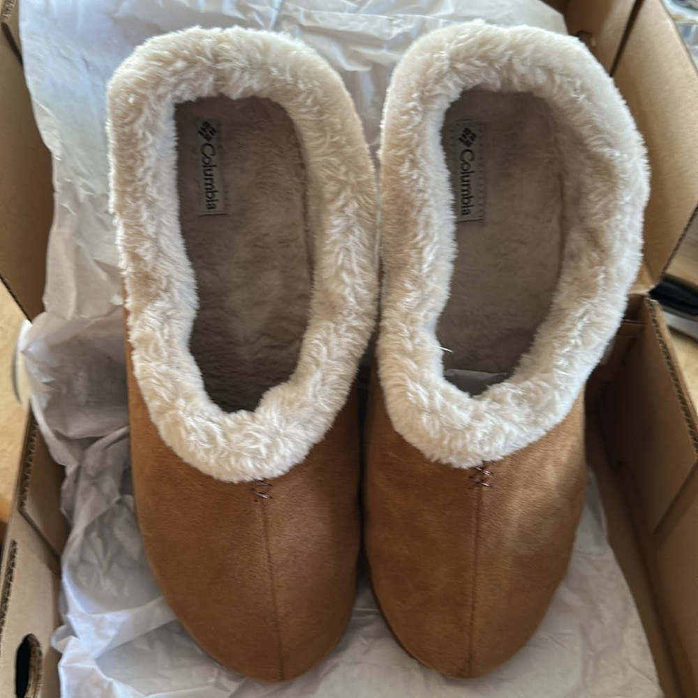 NIB Columbia Women’s Duchess Hill Slippers Elk Dark Brown Size 12
